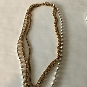 Ann Taylor Faux Pearl yellow gold necklace